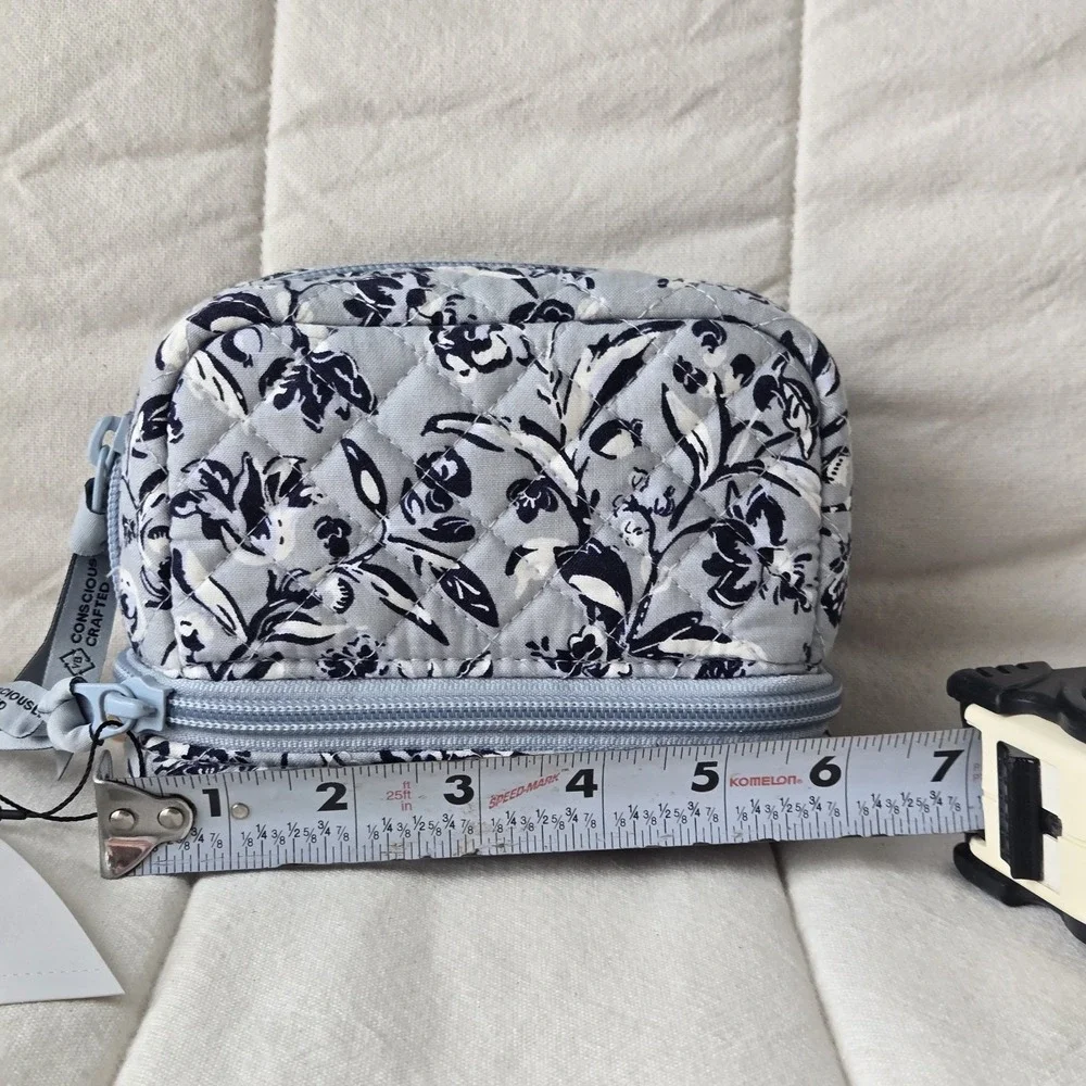 Vera Bradley Deluxe Travel Pill Case Organizer In Blue